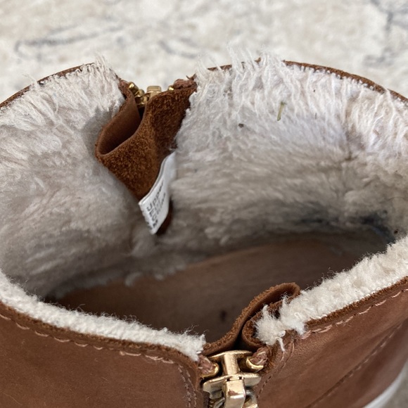 J slide fur lined boots - Picture 3 of 8